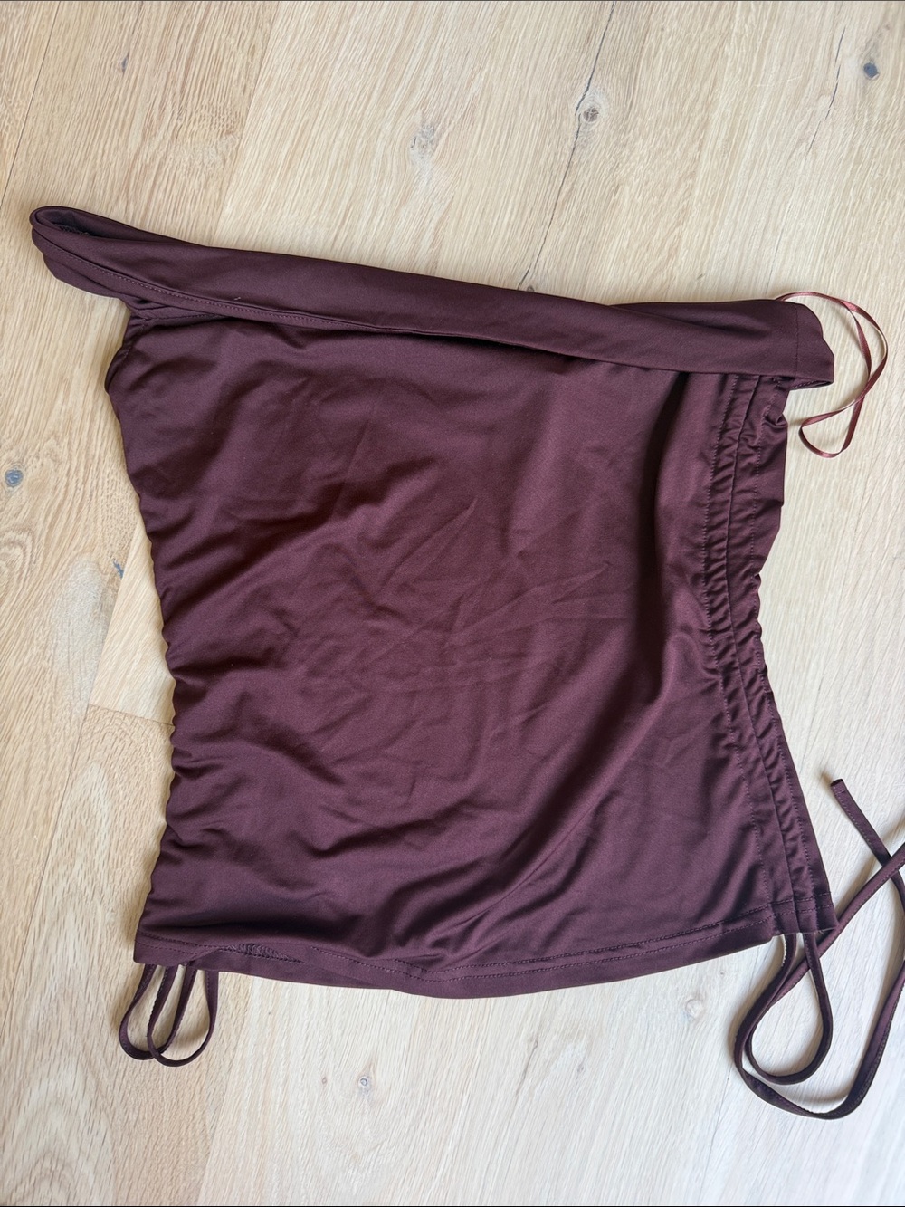 Edikted Brown One-Shoulder Crop Top
